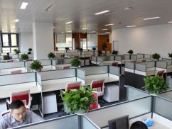 上海合同糾紛律師詳解：審查合同中的爭議解決機制及其案例分析