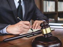 上海刑事律師解析：侮辱革命先烈，法律后果有多嚴重？